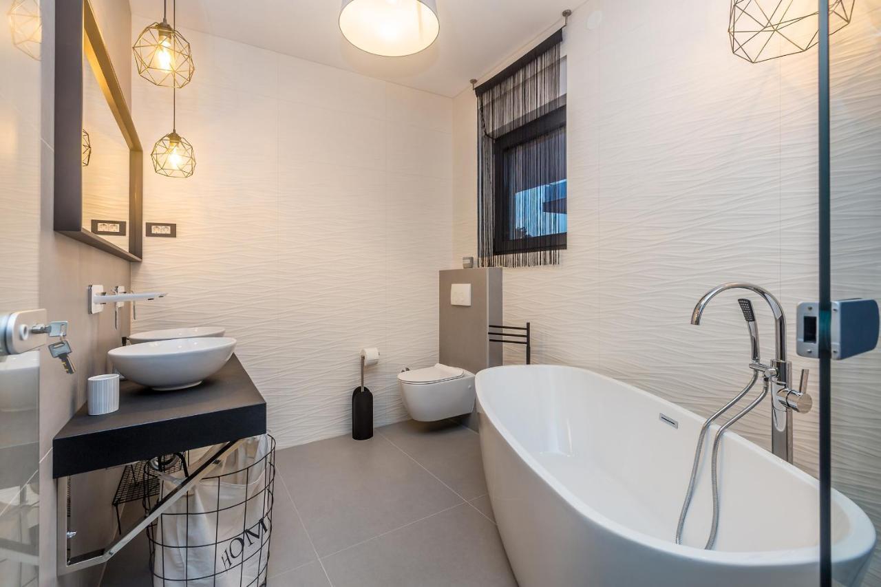 Luxury Apartment Noa Njivice Ngoại thất bức ảnh