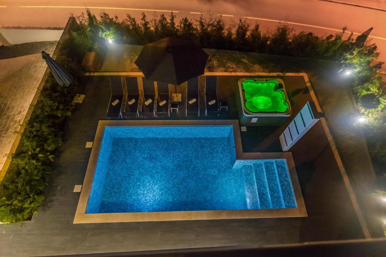 Luxury Apartment Noa Njivice Ngoại thất bức ảnh