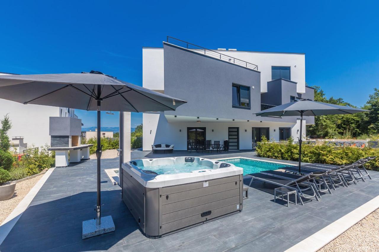 Luxury Apartment Noa Njivice Ngoại thất bức ảnh