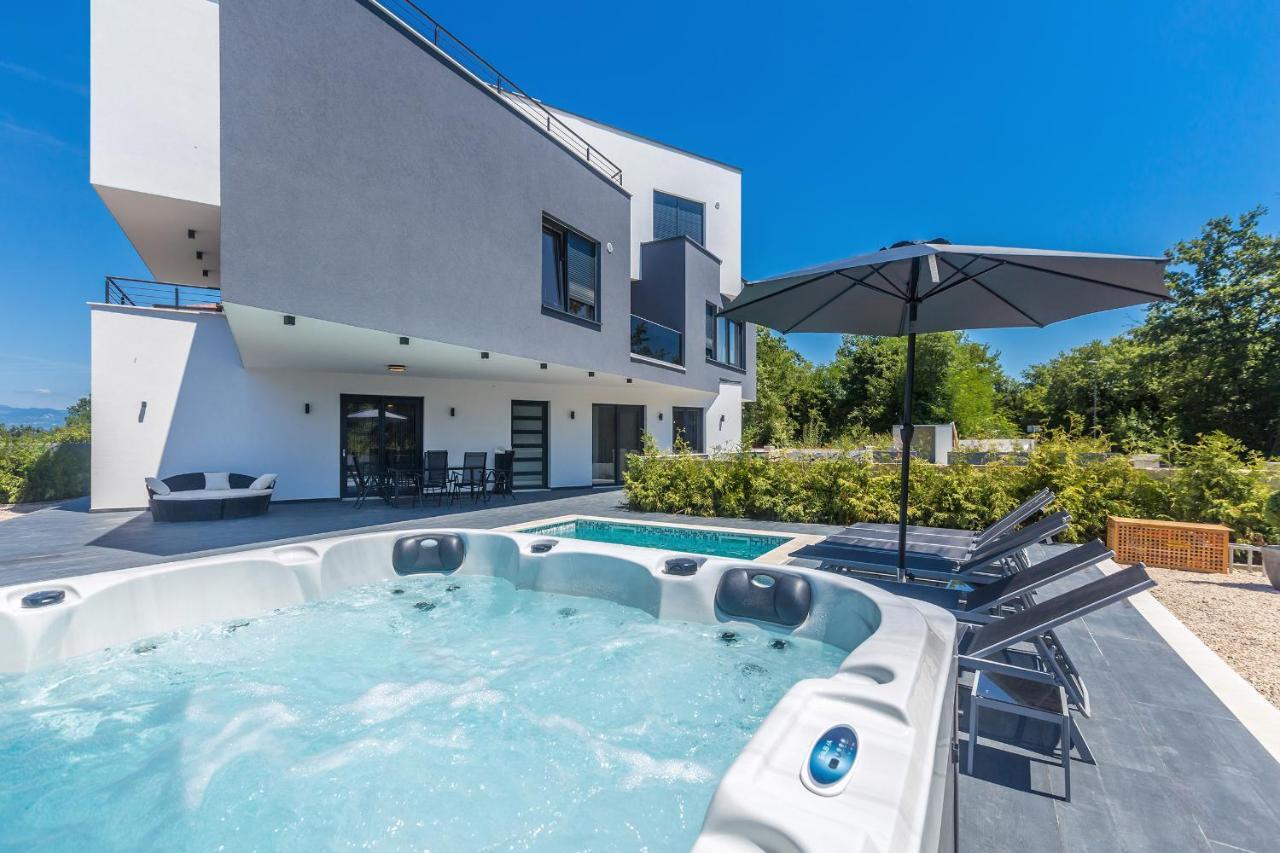 Luxury Apartment Noa Njivice Ngoại thất bức ảnh
