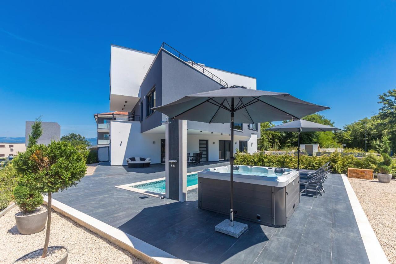 Luxury Apartment Noa Njivice Ngoại thất bức ảnh