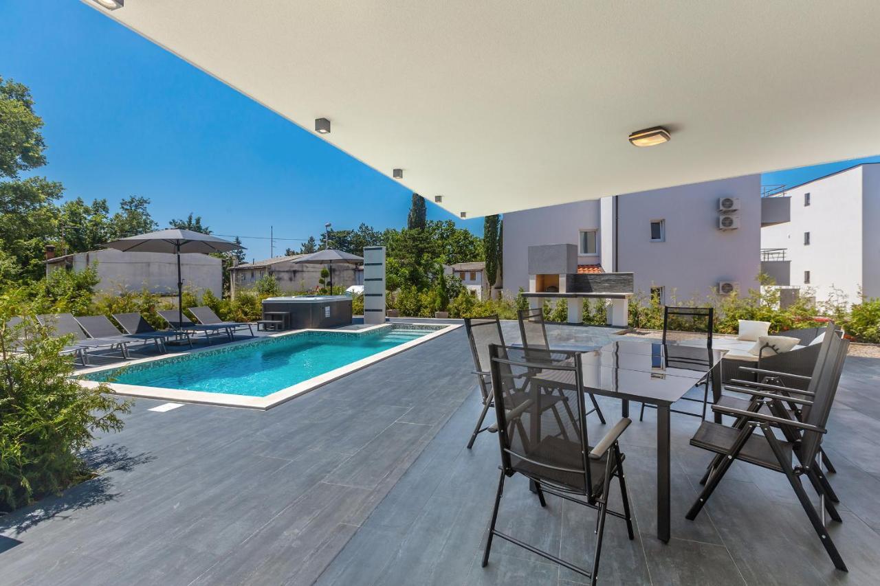 Luxury Apartment Noa Njivice Ngoại thất bức ảnh