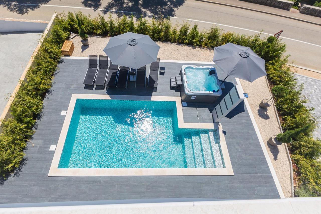 Luxury Apartment Noa Njivice Ngoại thất bức ảnh